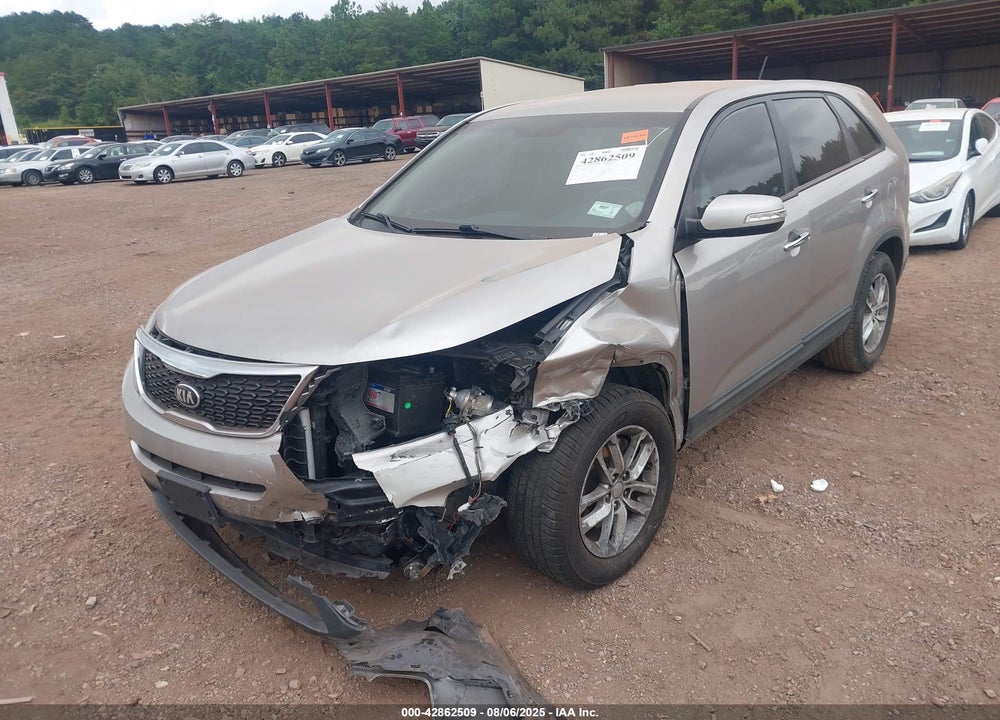 2014 KIA SORENTO LX VIN: 5XYKT3A65EG548128