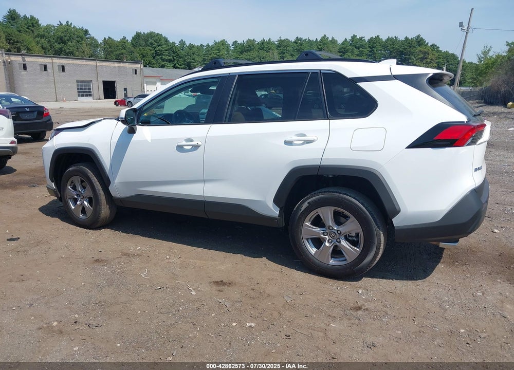 2025 TOYOTA RAV4 XLE VIN: 2T3P1RFVXSW565423