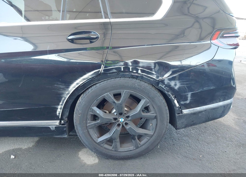 2024 BMW X7 VIN: 5UX23EM03R9V02774