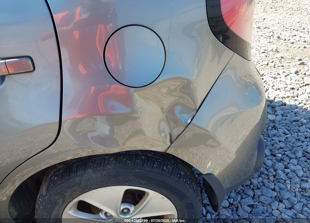 2015 KIA SOUL VIN: KNDJN2A23F7235283