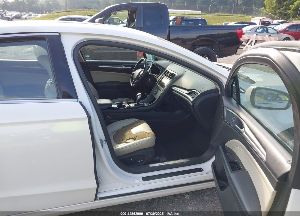 2014 FORD FUSION VIN: 3FA6P0RU7ER372654