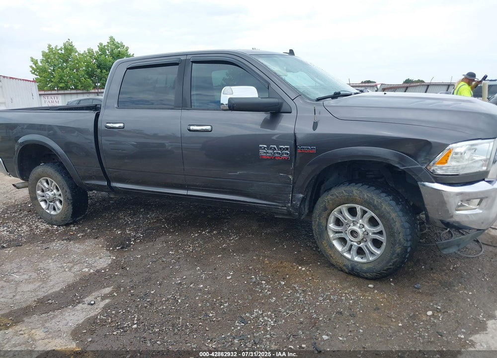 2015 RAM 2500 LAIE VIN: 3C6UR5FJ9FG673207
