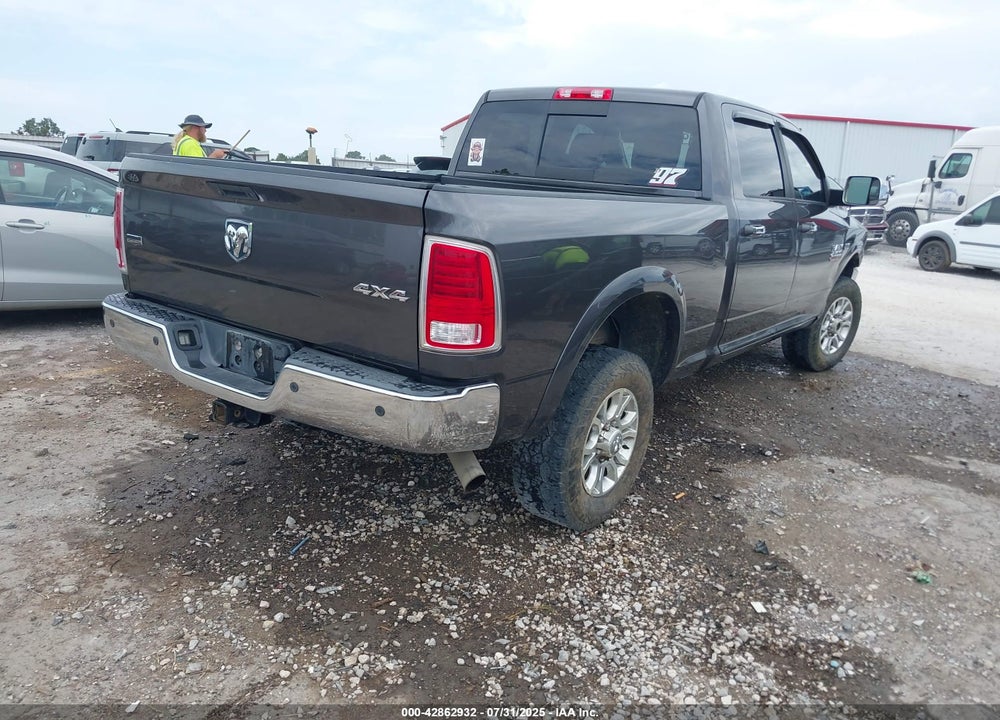 2015 RAM 2500 LAIE VIN: 3C6UR5FJ9FG673207
