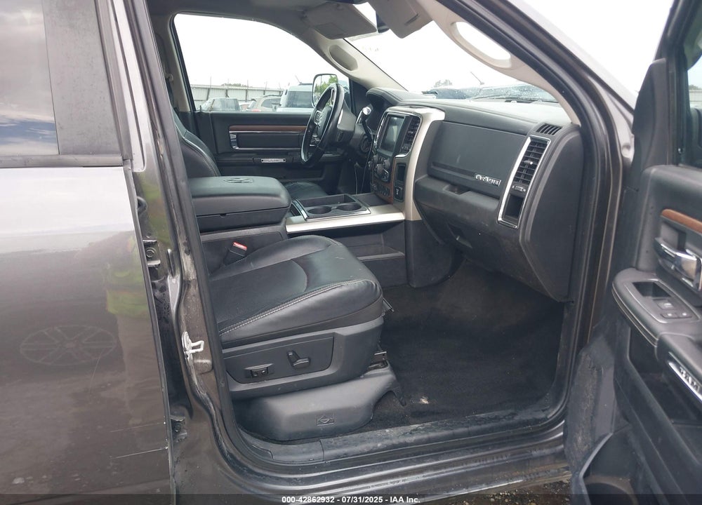 2015 RAM 2500 LAIE VIN: 3C6UR5FJ9FG673207