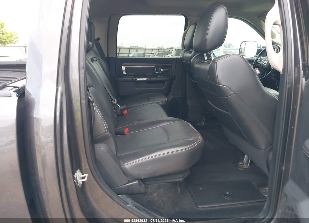 2015 RAM 2500 LAIE VIN: 3C6UR5FJ9FG673207