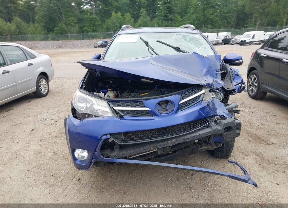 2015 TOYOTA RAV4 VIN: 2T3RFREV7FW330978