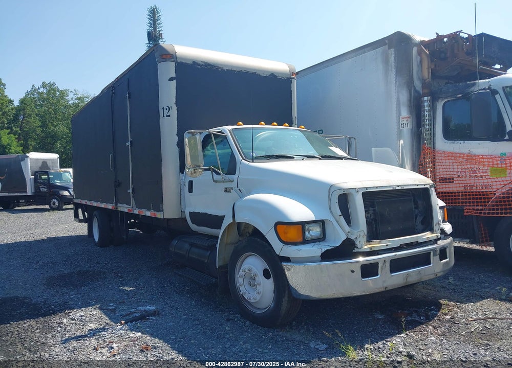 2004 FORD F-650 XL/XLT VIN: 3FRNF65N54V682238