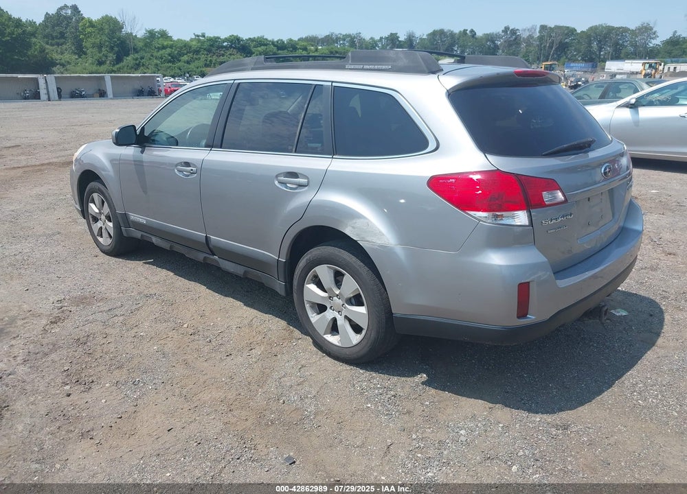 2010 SUBARU OUTBACK VIN: 4S4BRCCCXA3352133