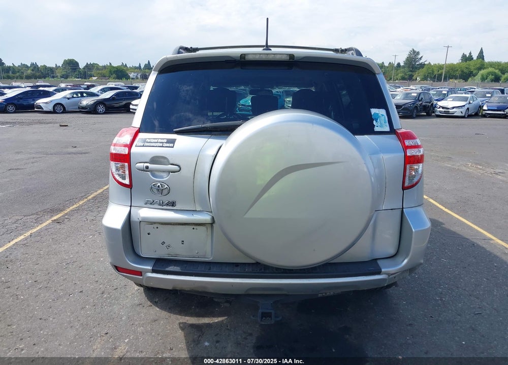 2011 TOYOTA RAV4 VIN: 2T3YK4DV8BW010199