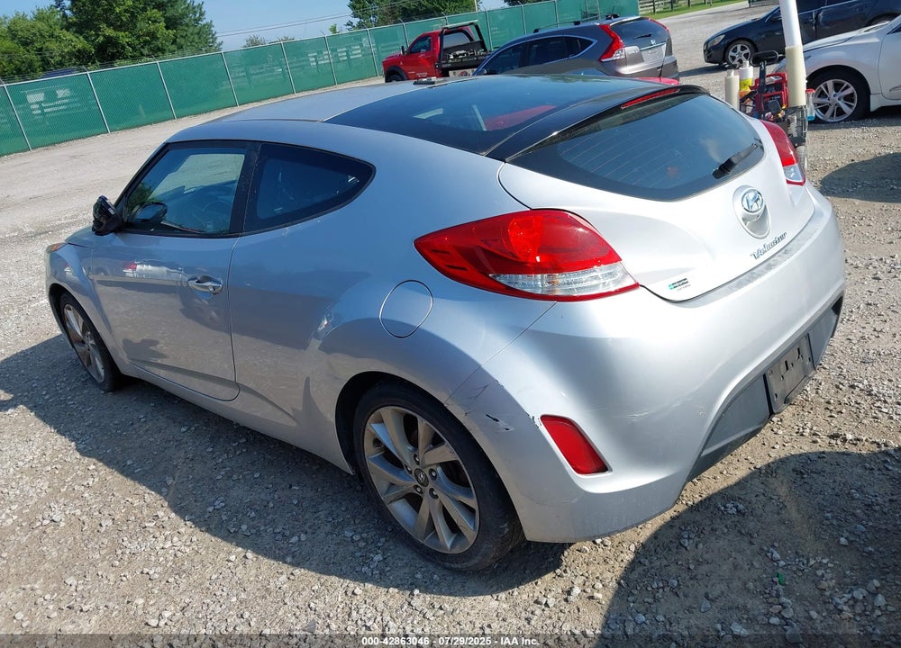 2017 HYUNDAI VELOSTER VIN: KMHTC6AD5HU306636