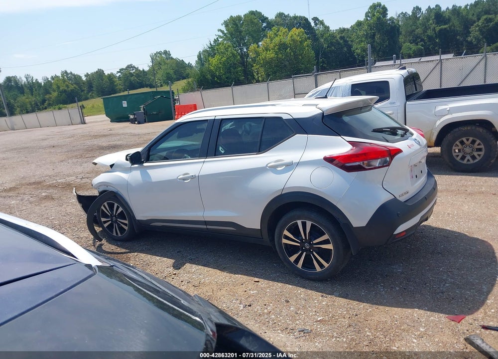 2020 NISSAN KICKS VIN: 3N1CP5DV8LL557535