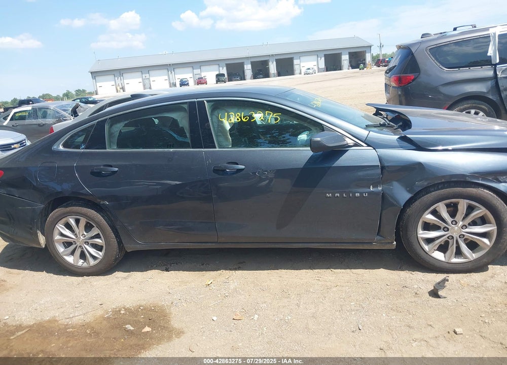 2019 CHEVROLET MALIBU VIN: 1G1ZD5ST8KF216008