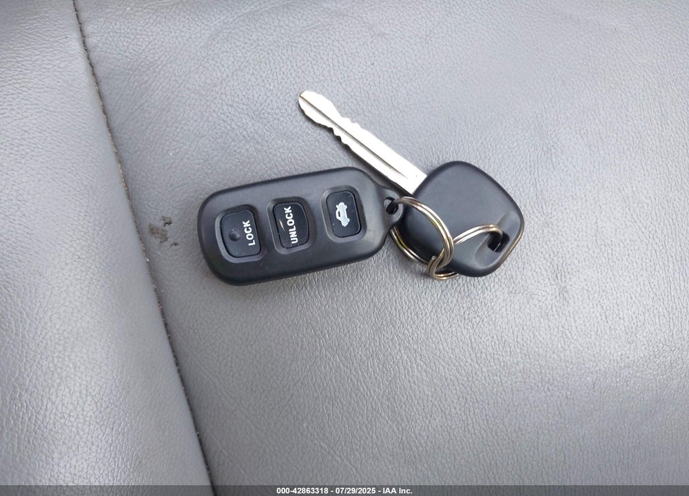 2006 TOYOTA CAMRY XLE V6 VIN: 4T1BF30K26U112757