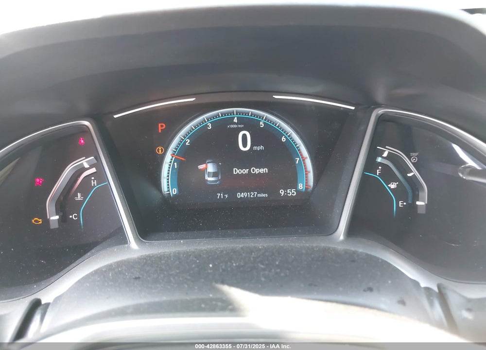 2017 HONDA CIVIC VIN: 2HGFC2F80HH526390