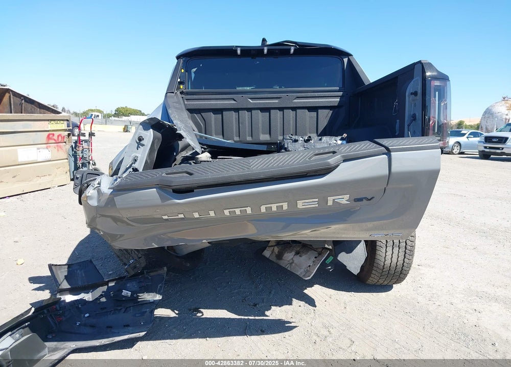 2024 GMC HUMMER EV VIN: 1GT10DDB5RU108126