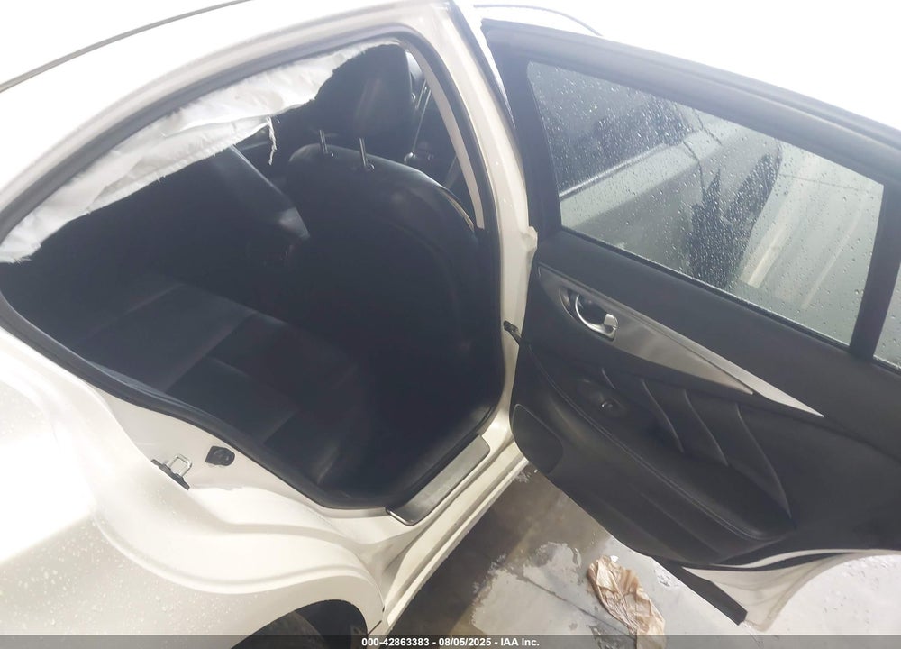 2016 INFINITI Q50 2.0T PREMIUM VIN: JN1CV7AR3GM252321