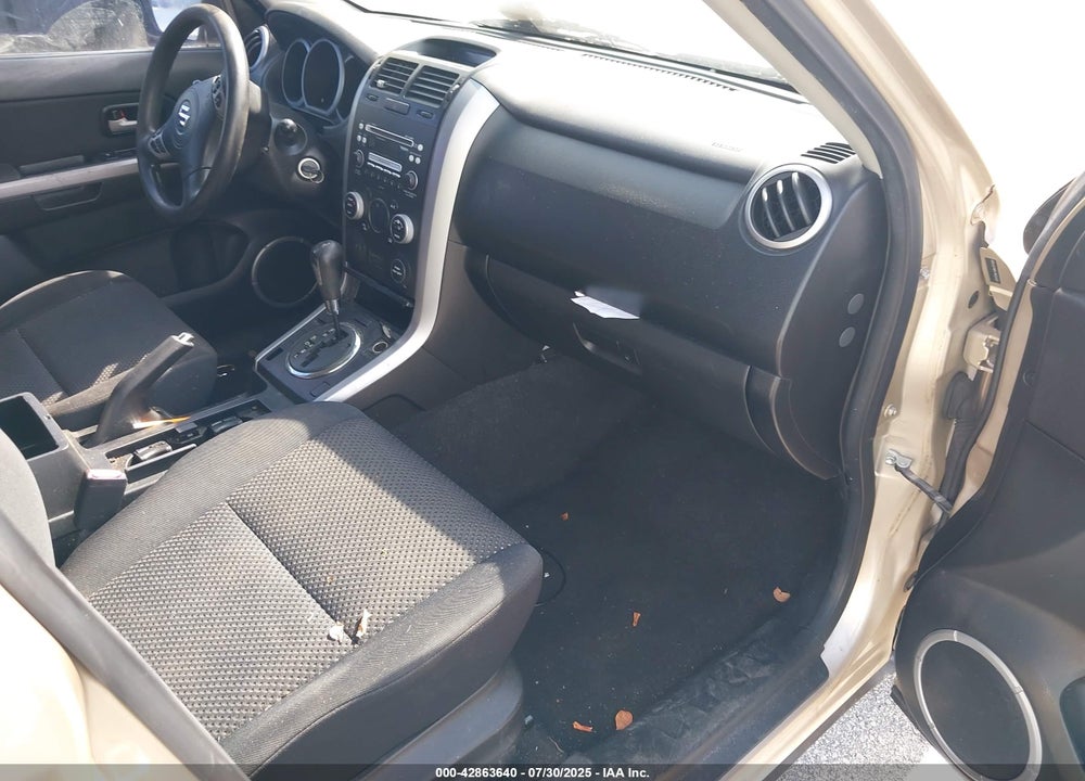 2008 SUZUKI GRAND VITARA VIN: JS3TE941484101053