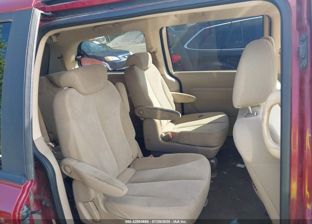 2010 KIA SEDONA VIN: KNDMG4C3XA6353340