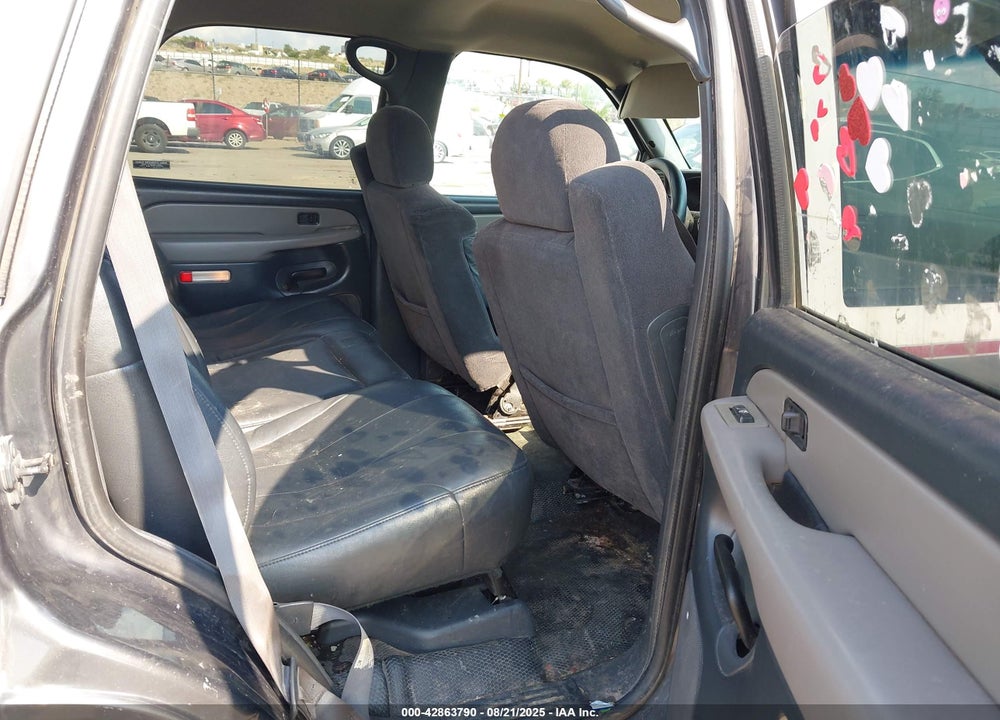 2002 CHEVROLET TAHOE SPECIAL SERVICES VIN: 1GNEK13Z72J257368