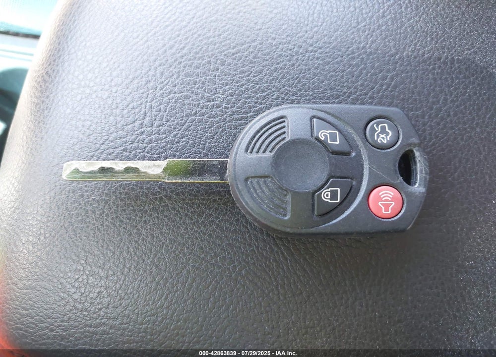 2014 FORD FOCUS SE VIN: 1FADP3K25EL454611