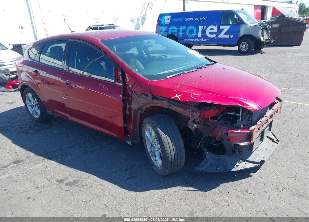 2014 FORD FOCUS SE VIN: 1FADP3K25EL454611