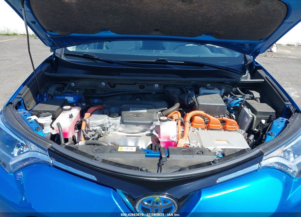 2017 TOYOTA RAV4 HYBRID XLE VIN: JTMRJREV9HD085955
