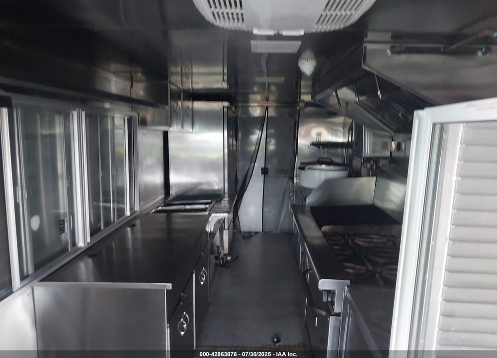 2008 WORKHORSE CUSTOM CHASSIS COMMERCIAL CHASSIS W42 VIN: 5B4KPD27683432162