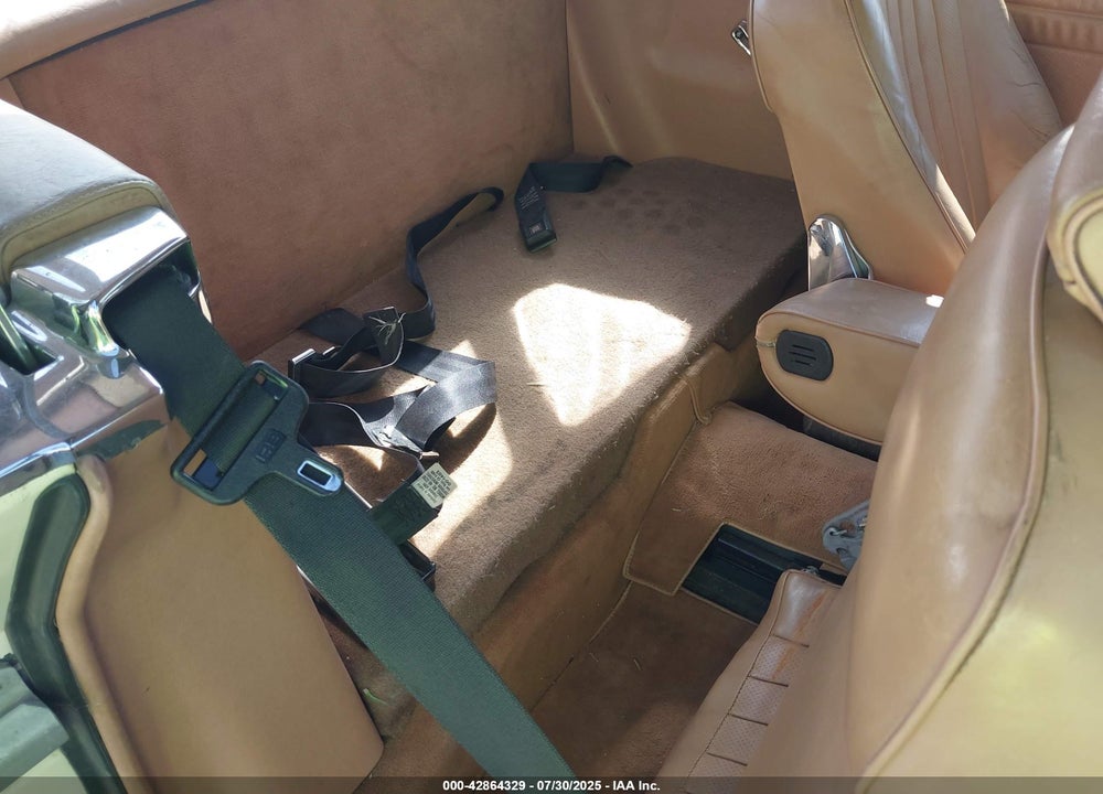 1988 MERCEDES-BENZ 560 SL VIN: WDBBA48D7JA089340