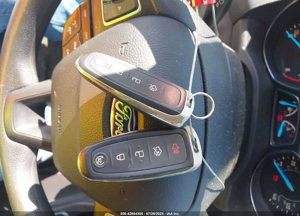 2019 FORD ESCAPE VIN: 1FMCU0GD1KUB59787