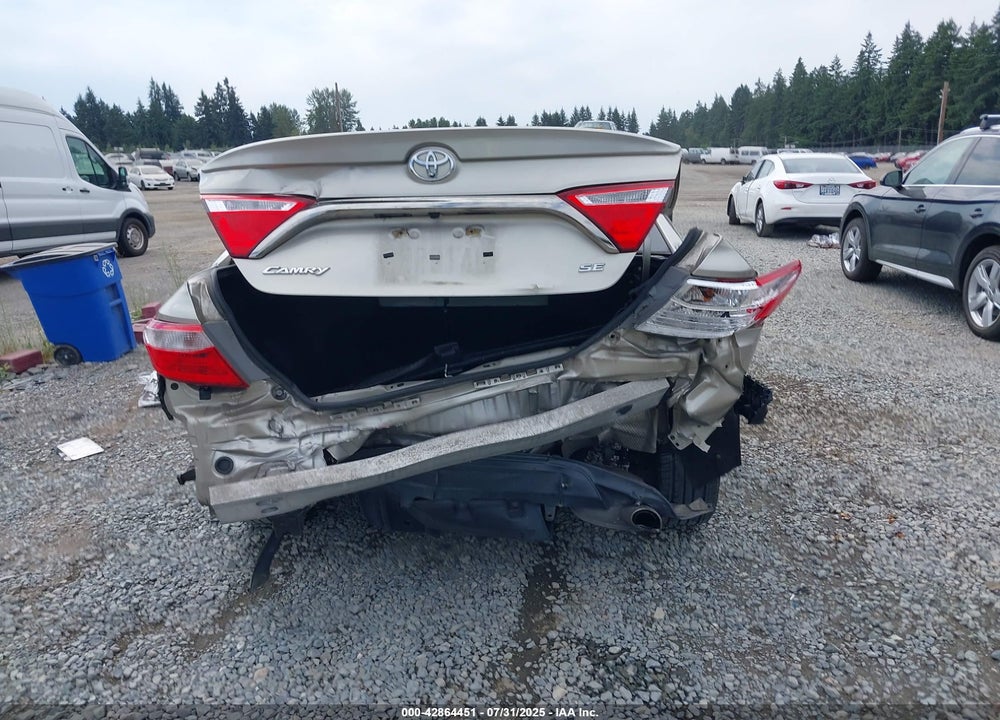2015 TOYOTA CAMRY SE VIN: 4T1BF1FK9FU496662