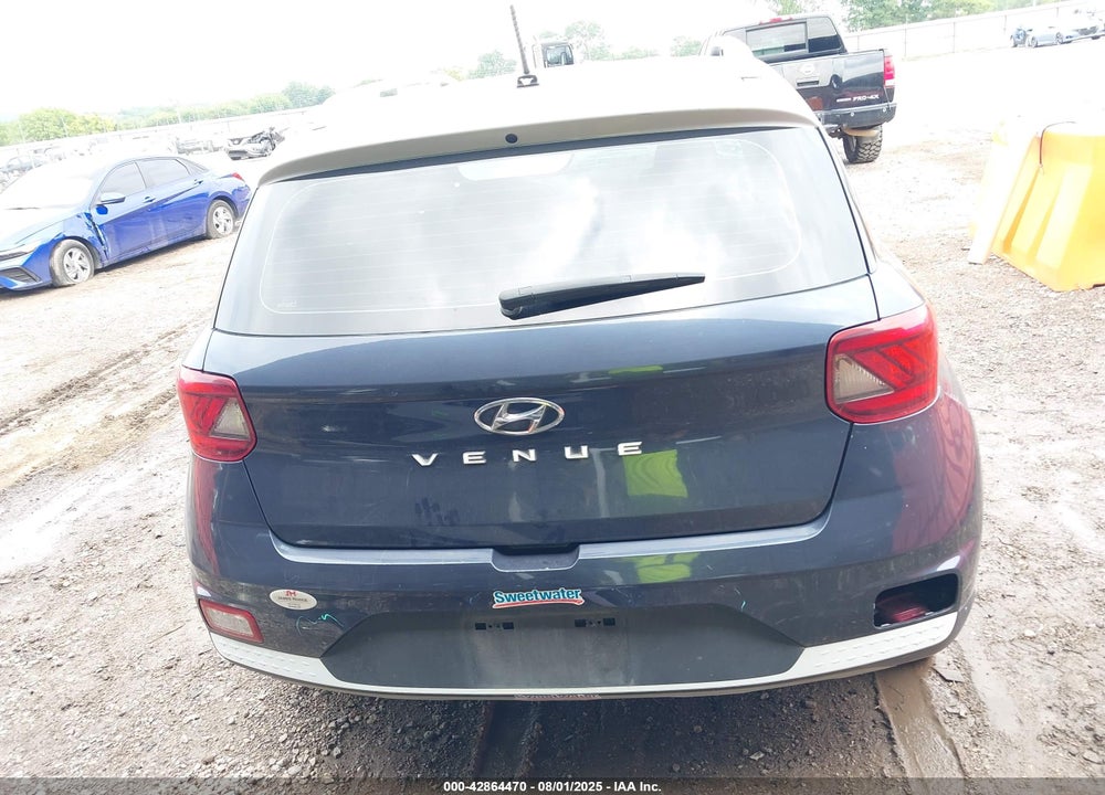 2023 HYUNDAI VENUE VIN: KMHRC8A3XPU261222