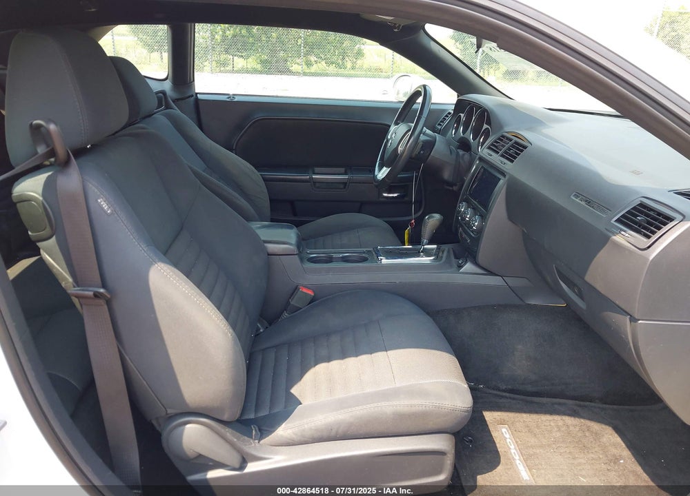 2014 DODGE CHALLENGER SXT VIN: 2C3CDYAG3EH258273