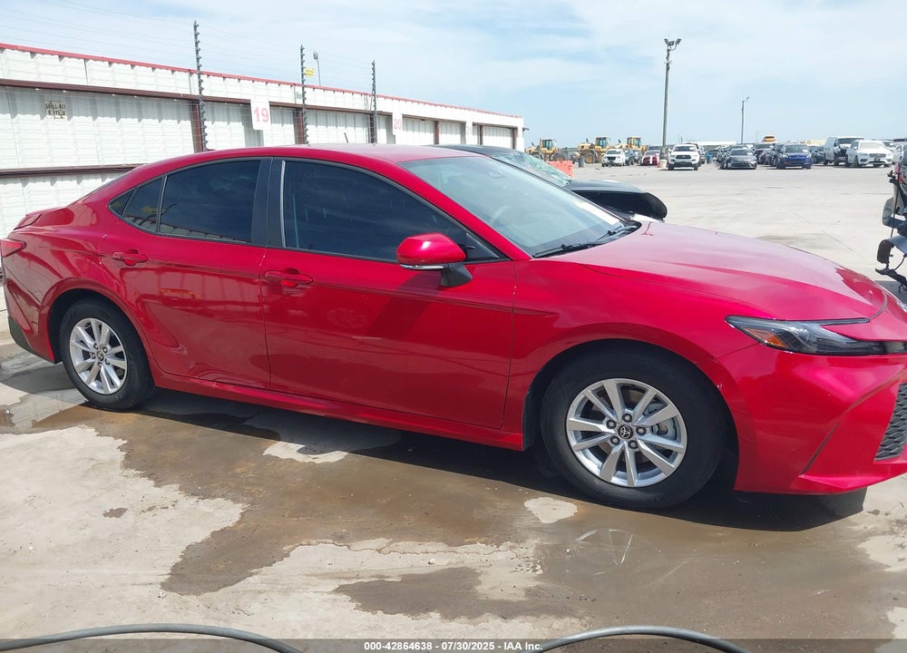 2025 TOYOTA CAMRY LE VIN: 4T1DAACK1SU141605