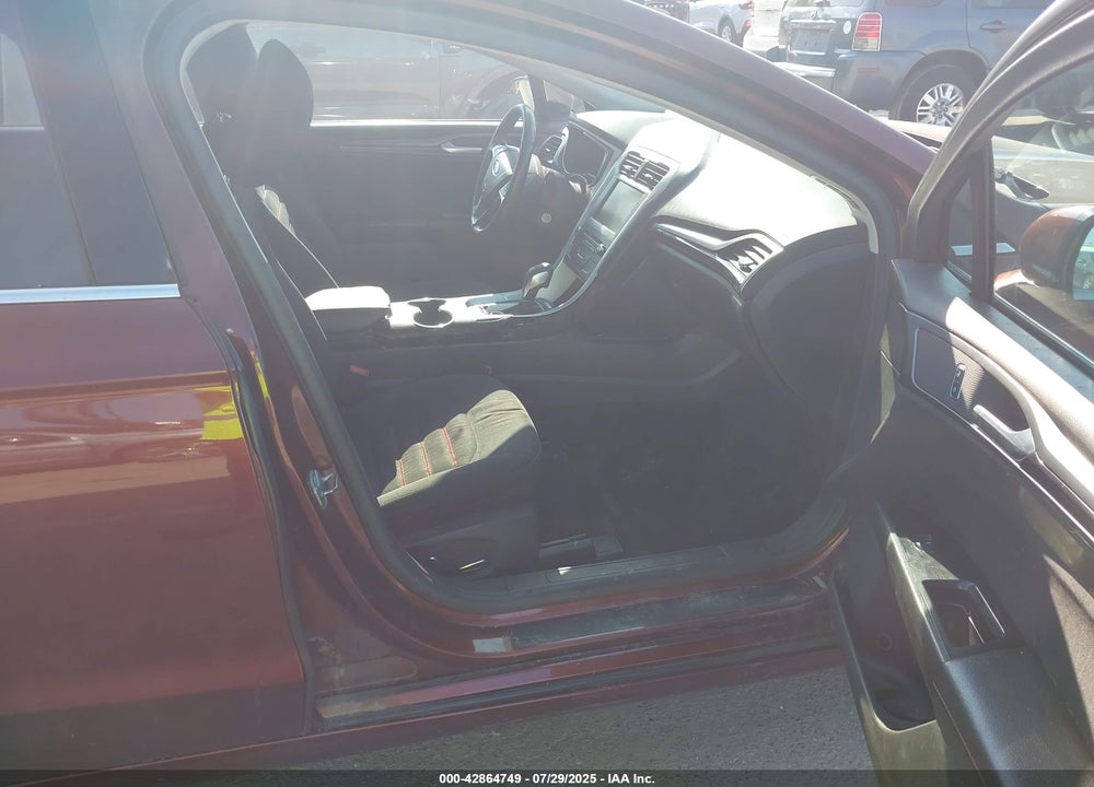 2016 FORD FUSION VIN: 3FA6P0H77GR136035