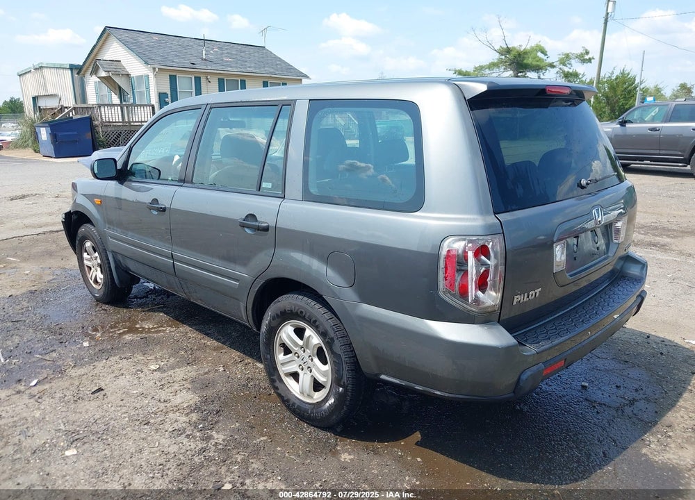 2007 HONDA PILOT LX VIN: 5FNYF18157B021068
