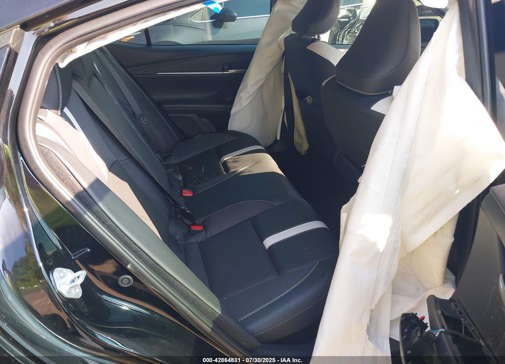 2025 TOYOTA CAMRY VIN: 4T1DAACK8SU550880