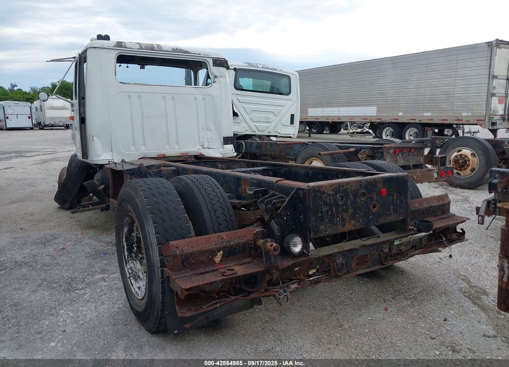2000 INTERNATIONAL 4000 4700 VIN: 1HTSCAAN5YH217270