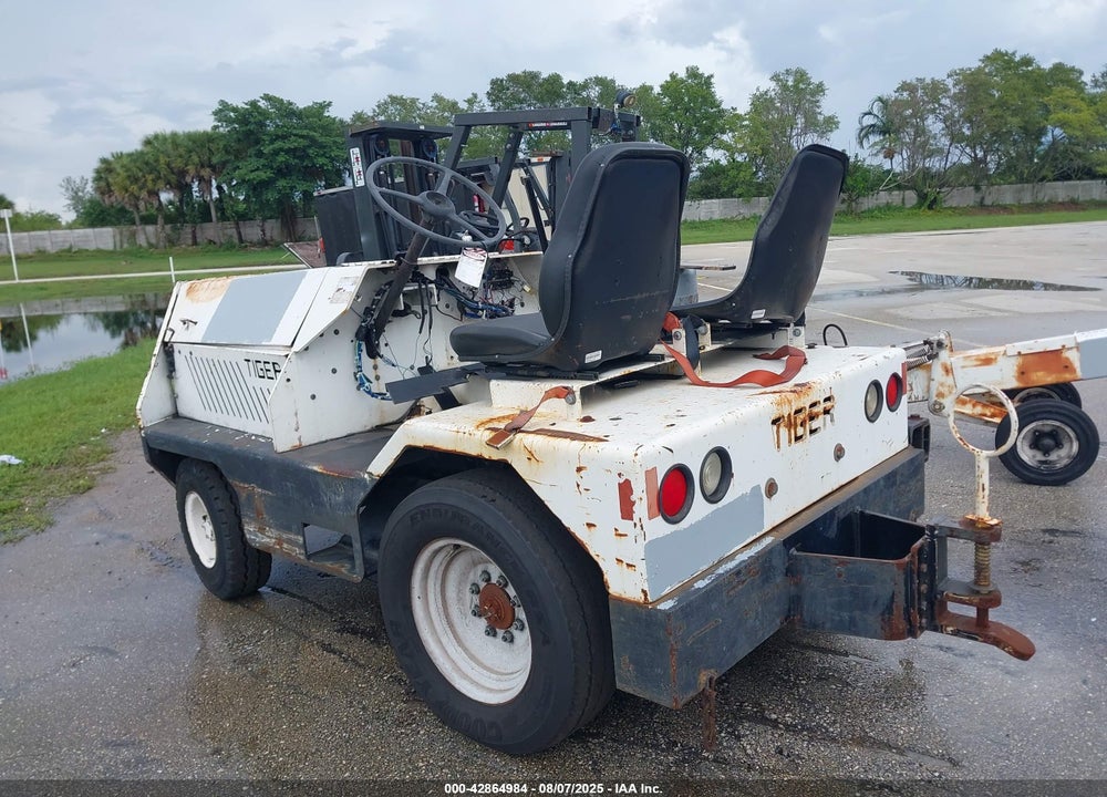 2003 EQUIPMENT TIGER TRACT TIG VIN: 52416-16-0203-164