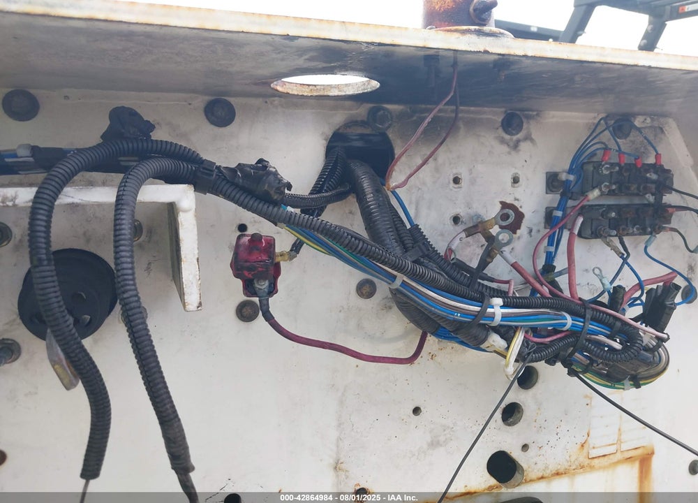 2003 EQUIPMENT TIGER TRACT TIG VIN: 52416-16-0203-164