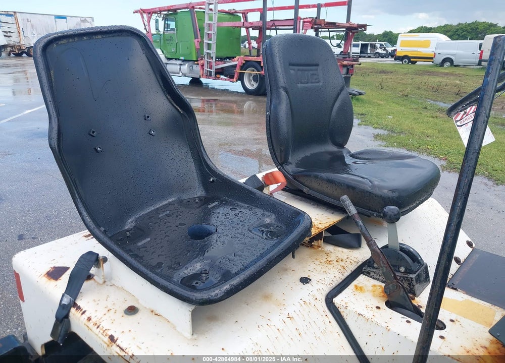2003 EQUIPMENT TIGER TRACT TIG VIN: 52416-16-0203-164