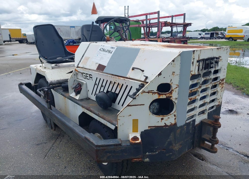 2003 EQUIPMENT TIGER TRACT TIG VIN: 52416-16-0203-164