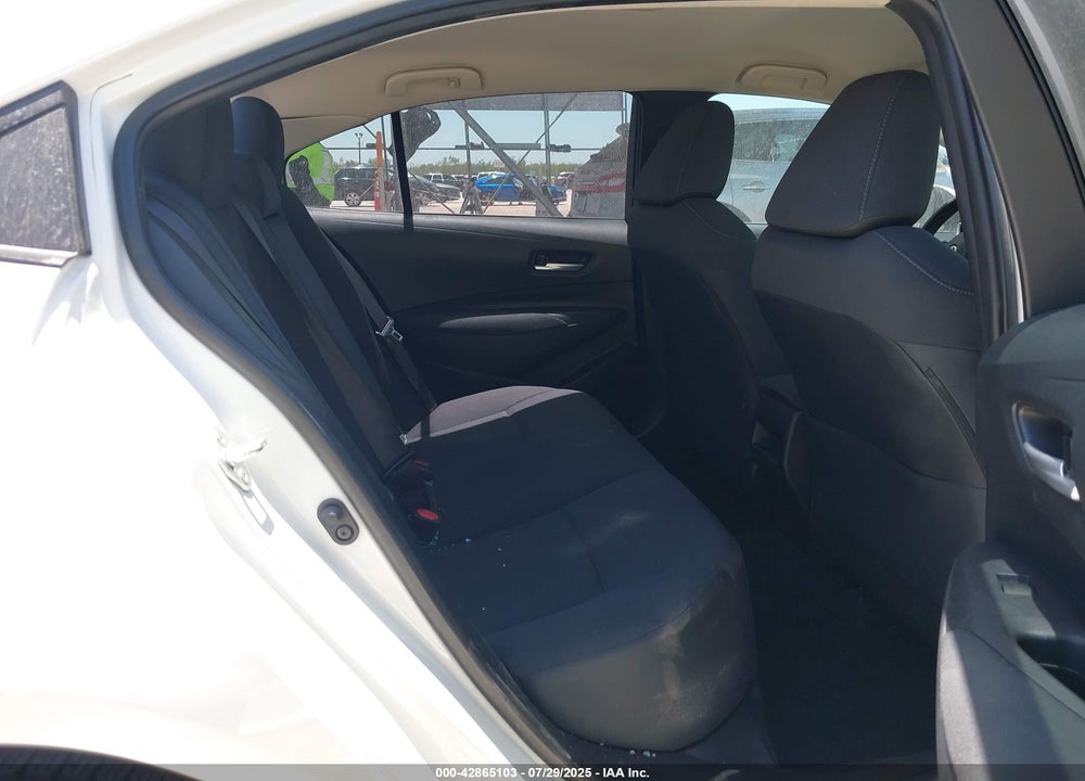 2021 TOYOTA COROLLA LE VIN: 5YFEPMAE8MP209937
