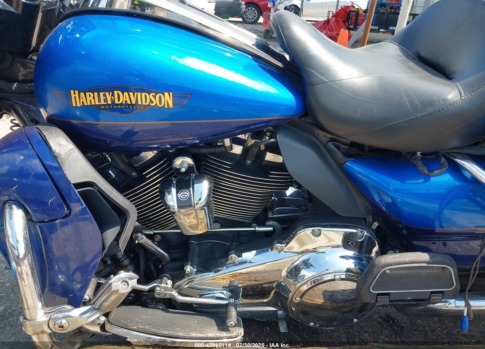 2017 HARLEY-DAVIDSON FLHTK ULTRA LIMITED VIN: 1HD1KED15HB626107