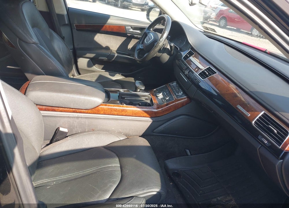 2011 AUDI A8 L VIN: WAURVAFD4BN020568