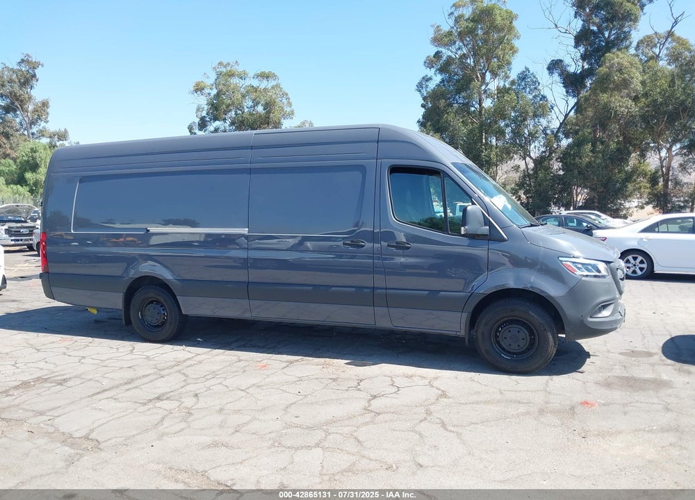 2025 MERCEDES-BENZ SPRINTER 2500 HIGH ROOF 4-CYL DIESEL HO VIN: W1Y4NDHY0ST209384