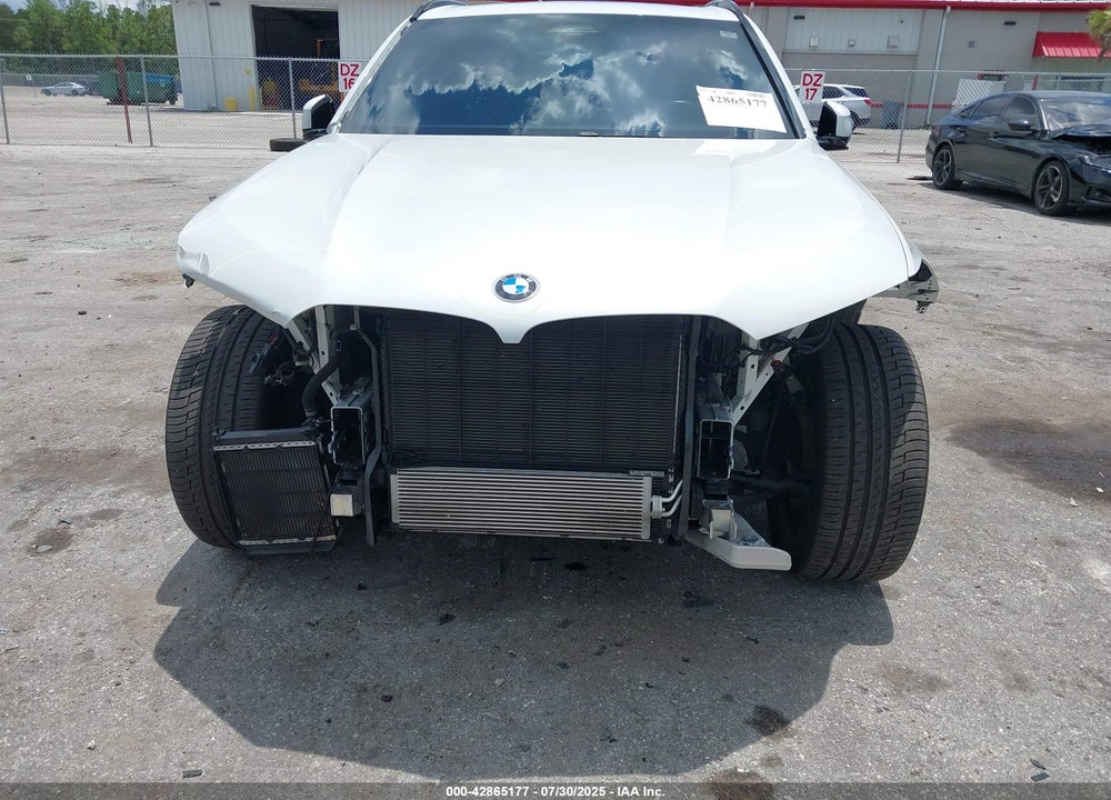 2024 BMW X5 VIN: 5UX13EU00R9S45214
