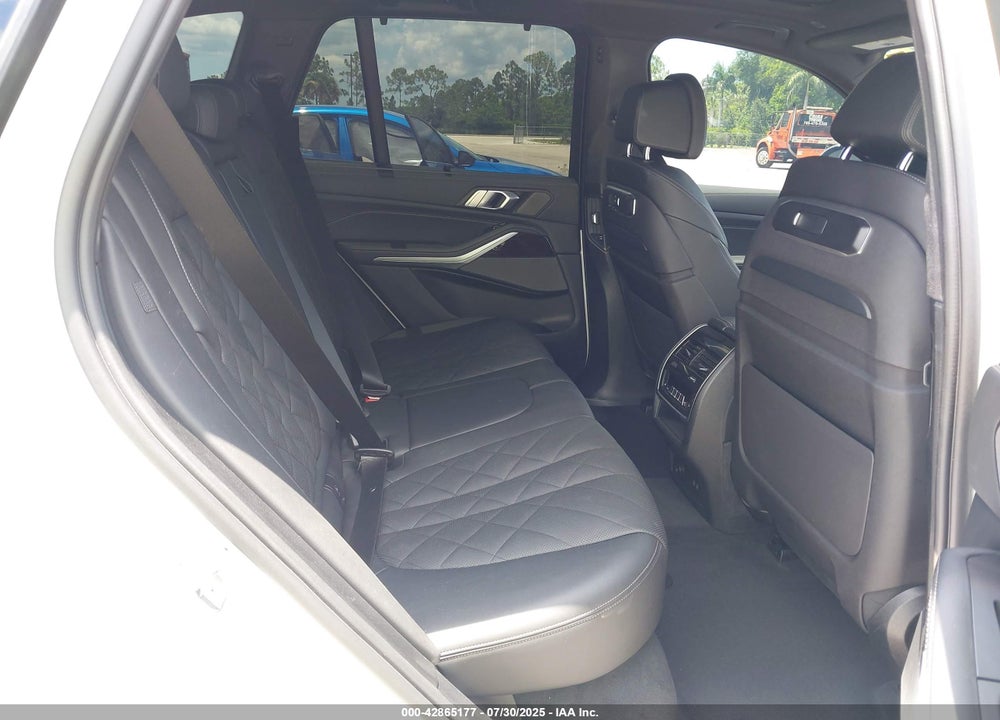 2024 BMW X5 VIN: 5UX13EU00R9S45214