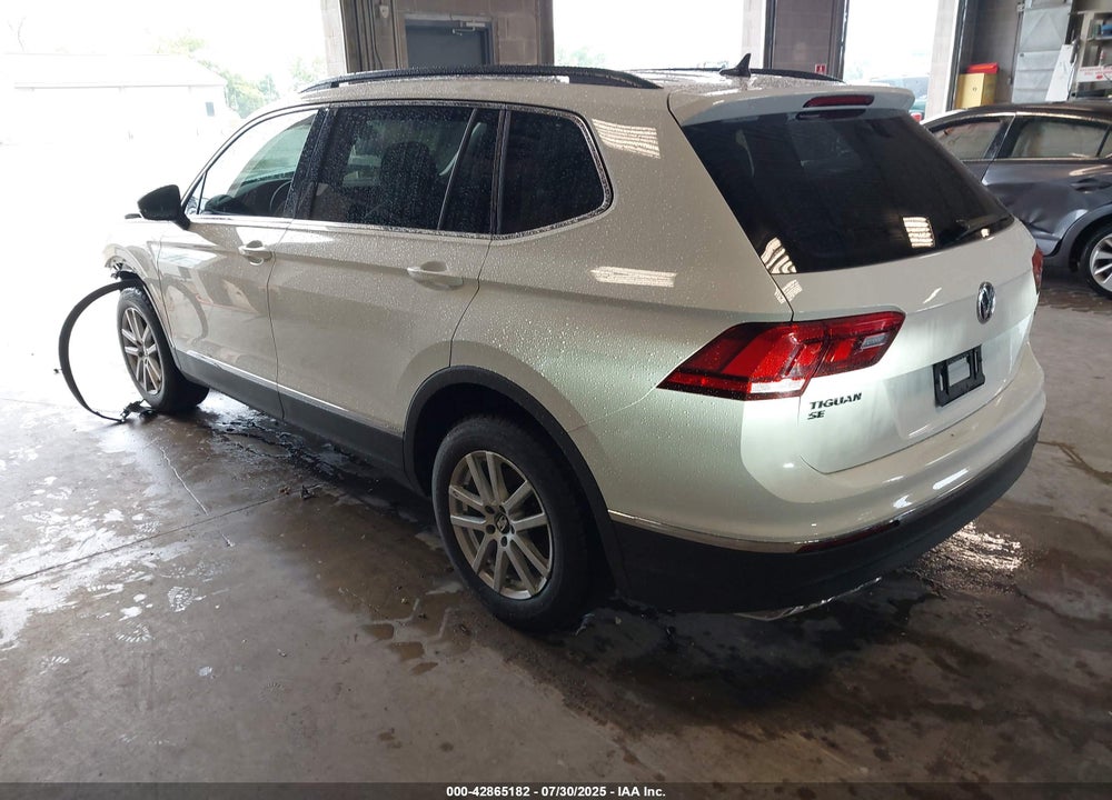 2020 VOLKSWAGEN TIGUAN VIN: 3VV2B7AX1LM063294