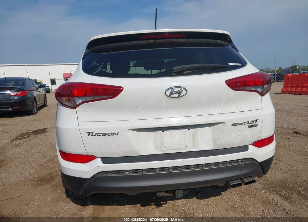2016 HYUNDAI TUCSON VIN: KM8J3CA20GU220749