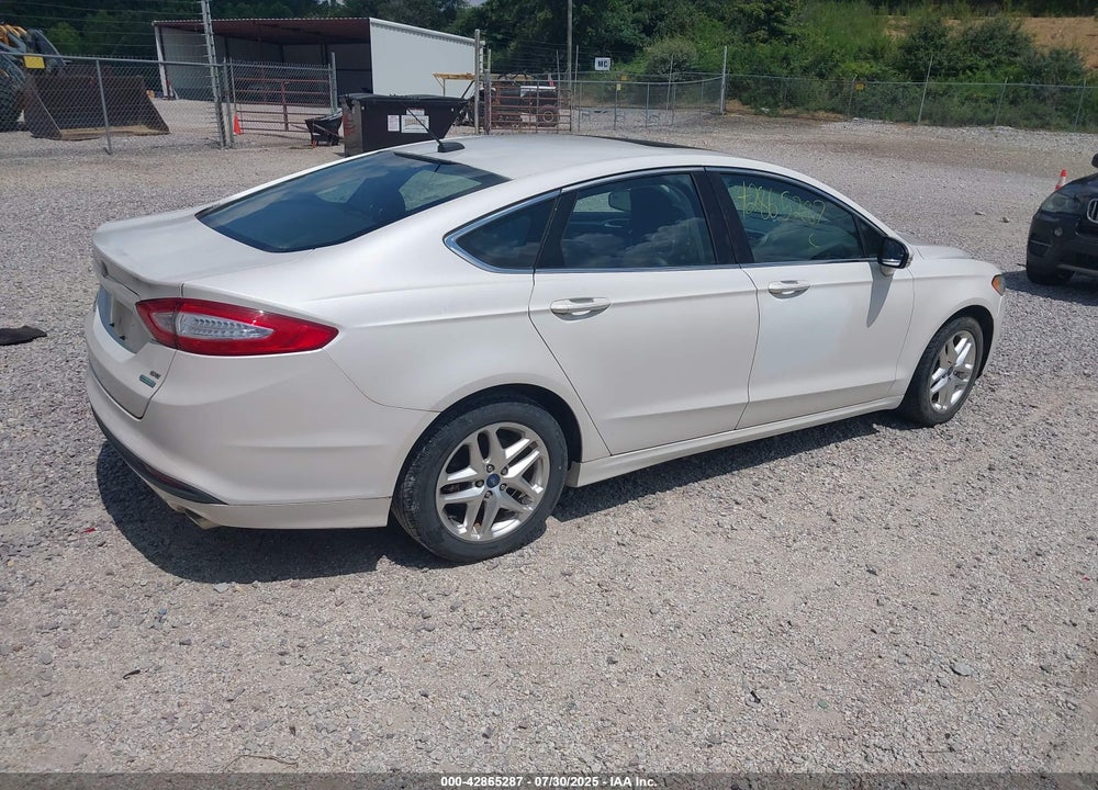 2013 FORD FUSION VIN: 3FA6P0HR2DR118085